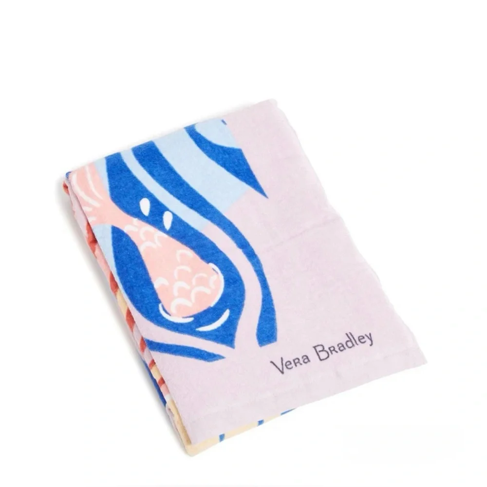 Vera Bradley Beach Towel in Aloha Blooms
